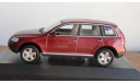 volkswagen Touareg rot Minichamps, масштабная модель, scale43