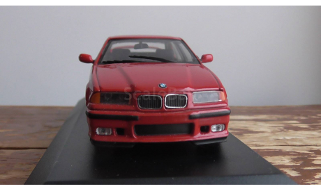 РАСПРОДАЖА BMW 318 is Minichamps red 1994, масштабная модель, scale43