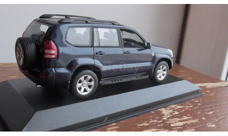 РАСПРОДАЖА toyota land cruiser  prado BLUE 1 43 Minihcamps, масштабная модель, Minichamps, scale43