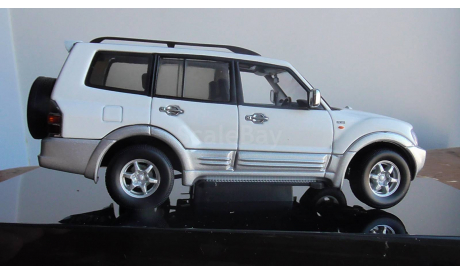 Mitsubishi Pajero  AutoArt  White, масштабная модель, scale43