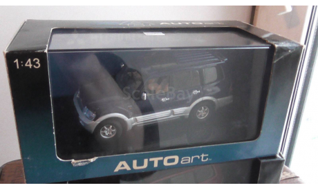 Mitsubishi Pajero  AutoArt  две модели разного цвета 1:43, масштабная модель, scale43