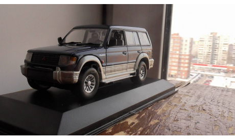 Mitsubishi Pajero  LWB 1994 Minichamps, масштабная модель, scale43