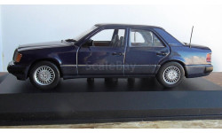 Mercedes-Benz E 300 Minichamps 1:43