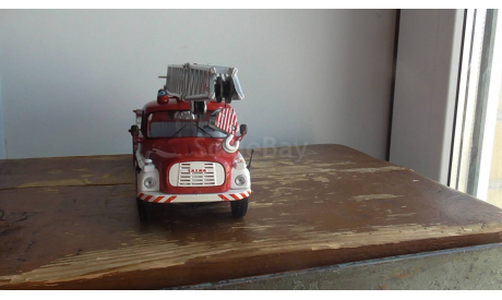РАСПРОДАЖА Tatra T148 crane vehicle «Feuerwehr»	SCHUCO, масштабная модель, scale43