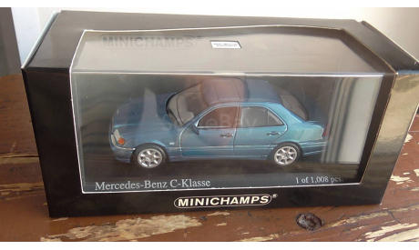 Mercedes-benz   C-  Class  Minichamps 1:43  blue, масштабная модель, 1/43