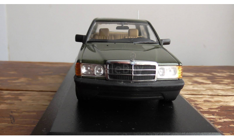 1:43 Mercedes-Benz  190 Minichamps, масштабная модель, scale43