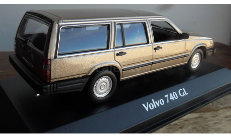 VOLVO 740 BREAK  1986  GOLD Maxichamps, масштабная модель, Minichamps, scale43