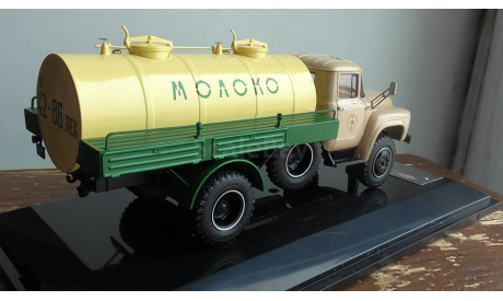 ЗИЛ «АЦПТ-4,1» Ленинград - 1967 г. DIP MODELS, масштабная модель, 1:43, 1/43