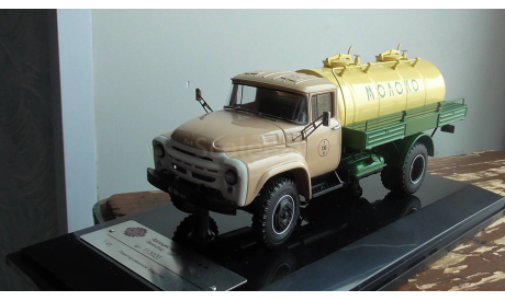ЗИЛ «АЦПТ-4,1» Ленинград - 1967 г. DIP MODELS, масштабная модель, 1:43, 1/43