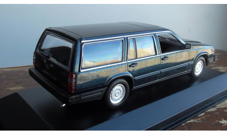 VOLVO 740 GL combi Maxichamps  DARK GREEN, масштабная модель, Minichamps, scale43