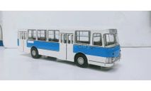 ЛиАЗ-677Э бело-голубой Экспортный, масштабная модель, Classicbus, scale43