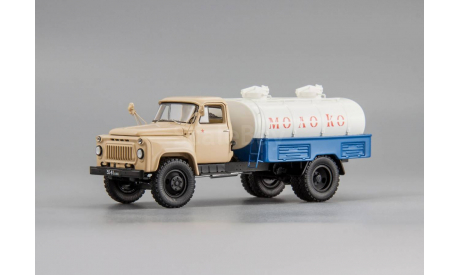 ГАЗ-53А АЦПТ-3,3(53А) ’Молоко’ 1970 г.. Последний!, масштабная модель, scale43, DiP Models