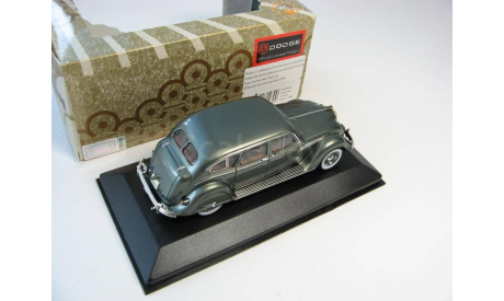 CHRYSLER AIRFLOW Sedan Gray/Green Mettalic 1936 г., масштабная модель, scale43, IXO Museum (серия MUS)