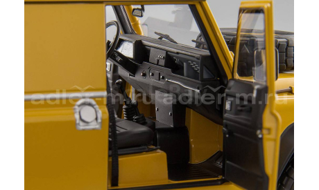 Land Rover Defender 110 - ’Camel Trophy’ Support Unit Borneo 1985, масштабная модель, scale18, ALMOST REAL