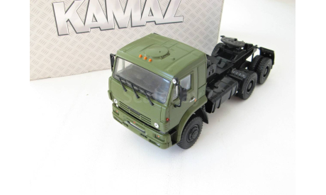 КаМАЗ-65225 седельный тягач зеленый, масштабная модель, ПАО КАМАЗ, scale43