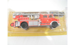 Mercedes-Benz L1519 fire Department with telescopic ladder