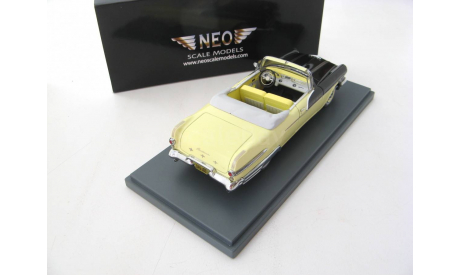 PONTIAC STAR CHIEF Convertible 1956 Ivory/Black. RARE!, масштабная модель, 1:43, 1/43, Neo Scale Models