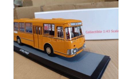 ЛиАЗ-677Э оранжевый Экспортный, масштабная модель, scale43, Classicbus