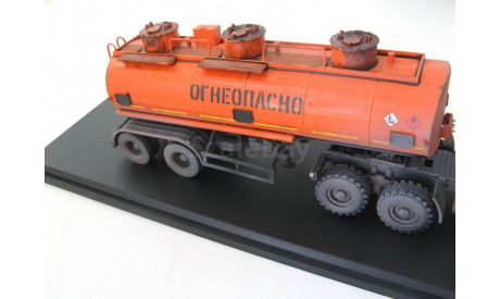 УрАЛ-44202-0311-31 с п/п НЕФАЗ-96742 синий/оранжевый со следами эксплуатации, масштабная модель, scale43, Start Scale Models (SSM)