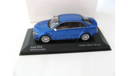 Audi RS4 2004 blue metallic