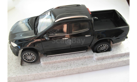 Mercedes-Benz X-Class (W470) Black, масштабная модель, scale18, Norev