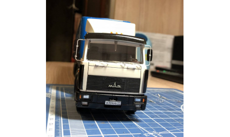 МАЗ 6422, сборная модель автомобиля, AVD Models, 1:43, 1/43