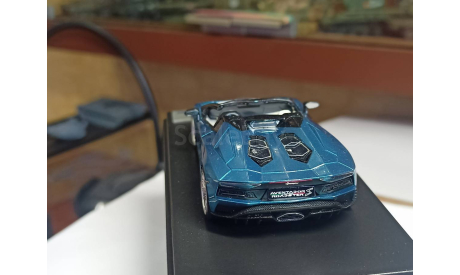 Lamborghini Aventador S Roadster 1:43, масштабная модель, Looksmart, scale43