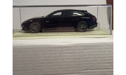 Porsche Panamera Turbo S E-Hybrid Sport Tursimo 1:43