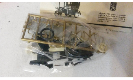 Velox - Prague 1906, сборная модель автомобиля, IGRA, scale35