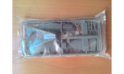 Supermarine “Spitfire” Mk.XIV and V-1 1:72