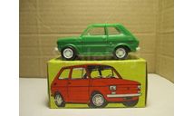 FIAT 126 P  ESTETYKA цвет фисташка  ОРИГИНАЛЬНАЯ КОРОБКА, масштабная модель, scale0