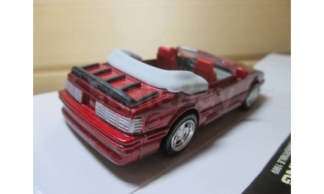 FORD MUSTANG GT CONVERTIBLE  1989  NEW RAY красный, масштабная модель, scale0