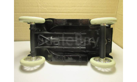 FORD  RUNABOUT  1920   75th  Anniversary  ERTL  модель копилка, масштабная модель, scale0