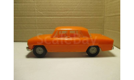 SKODA 100 L  PLASTICART  ГДР  МОДЕЛЬ ВРЕМЁН СССР, масштабная модель, scale0, Škoda