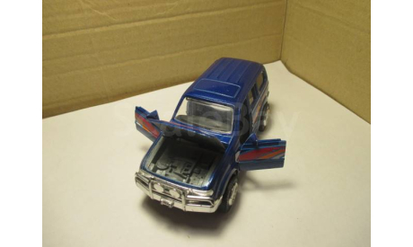 TOYOTA LAND CRUISER 80  1/35, масштабная модель, scale0