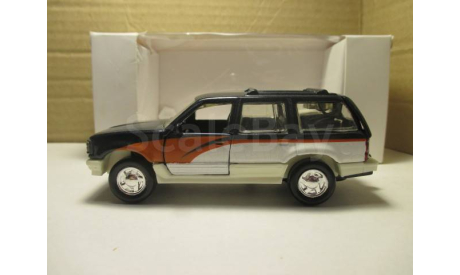 FORD EXPLORER  ROAD CHAMPS, масштабная модель, scale0