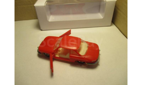 PANHARD 24 CT  №4 ТБИЛИСИ ЗНАК КАЧЕСТВА  РИМЕЙК СССР, масштабная модель, scale0