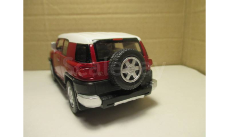 TOYOTA  FJ  CRUISER  KINSMART  1/36, масштабная модель, scale0