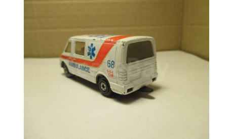 MERCEDES BENZ  SPRINTER  AMBULANCE  размер HOT WHEELS, масштабная модель, scale0, Mercedes-Benz