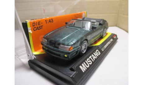 FORD MUSTANG  GT CONVERTIBLE 1989  NEW RAY, масштабная модель, scale0