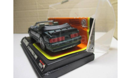 FORD MUSTANG  GT CONVERTIBLE 1989  NEW RAY, масштабная модель, scale0
