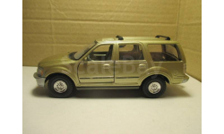 FORD EXPEDITION  TINS TOYS