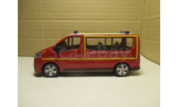 RENAULT  TRAFIC  1/43