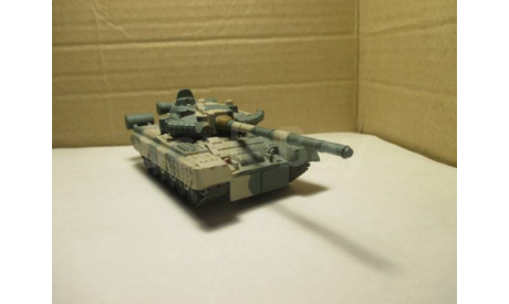 ТАНК  Т 80, масштабные модели бронетехники, scale0