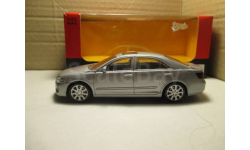 TOYOTA CAMRY  1/43  rastar