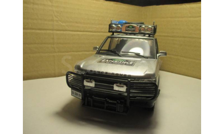 RANGE ROVER  2001  LAND ROVER EXPERIENCE   BBURAGO   126, масштабная модель, scale0