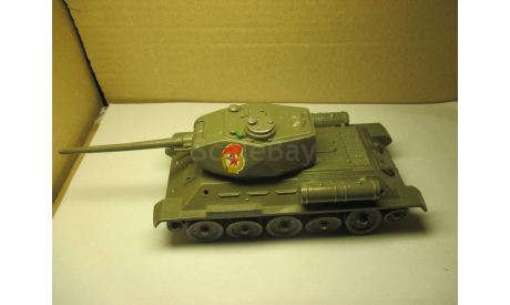 ТАНК  Т 34 СССР 1/43 ЗАВОД АРСЕНАЛ, масштабная модель, scale43