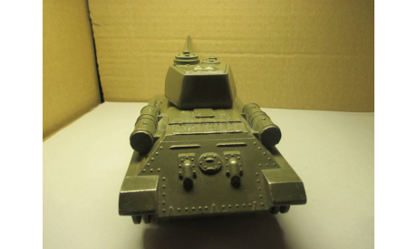 ТАНК  Т 34 СССР 1/43 ЗАВОД АРСЕНАЛ, масштабная модель, scale43
