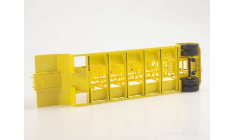 МАЗ-504А с полуприцепом НАМИ-790  Артикул: SSM7072  Start Scale Models (SSM), масштабная модель, scale43