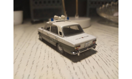 ВАЗ 2101 Volkspolizie, масштабная модель, IST Models, scale43